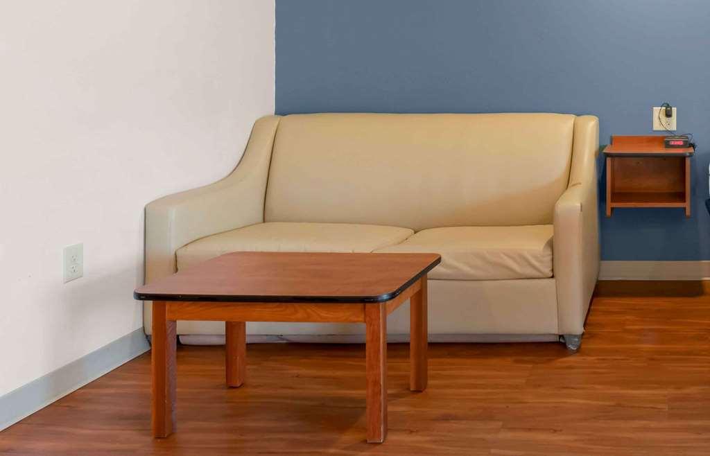 Extended Stay America Select Suites - Orlando - Sanford - Airport Номер фото