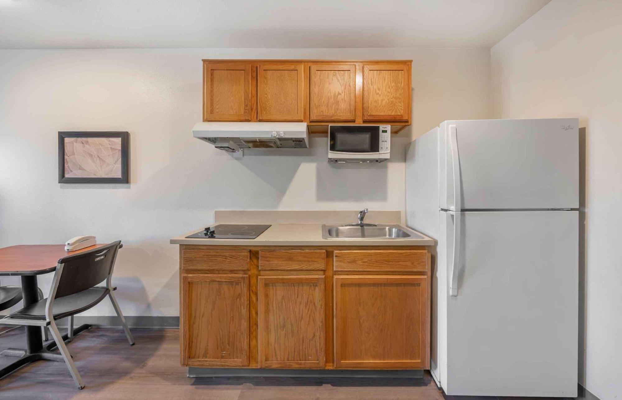 Extended Stay America Select Suites - Orlando - Sanford - Airport Экстерьер фото